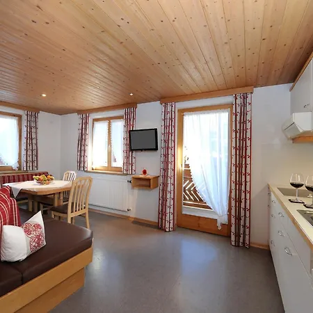 In Near Slopes Apartment